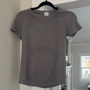 Old Navy Charcoal Short Sleeve Tee